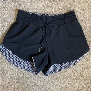 Black lulu shorts